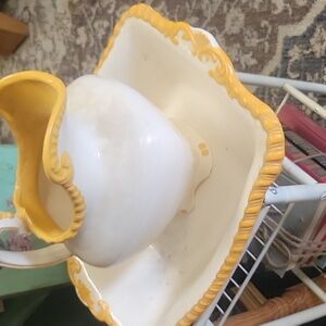 Pitcher And basin
